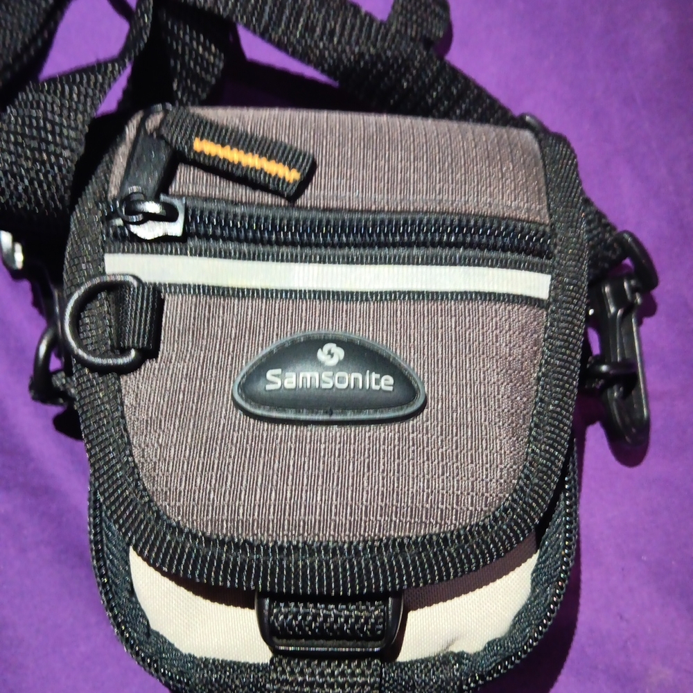 Samsonite Black and Brown Camera Bag
